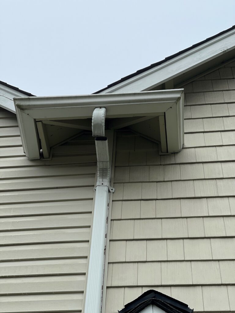 Why You Shouldn’t Wait To Repair Your Damaged or Deteriorated Gutters